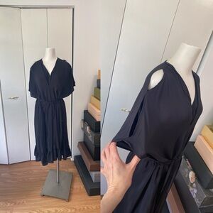 Easy to Wear V Neck Summer Dress